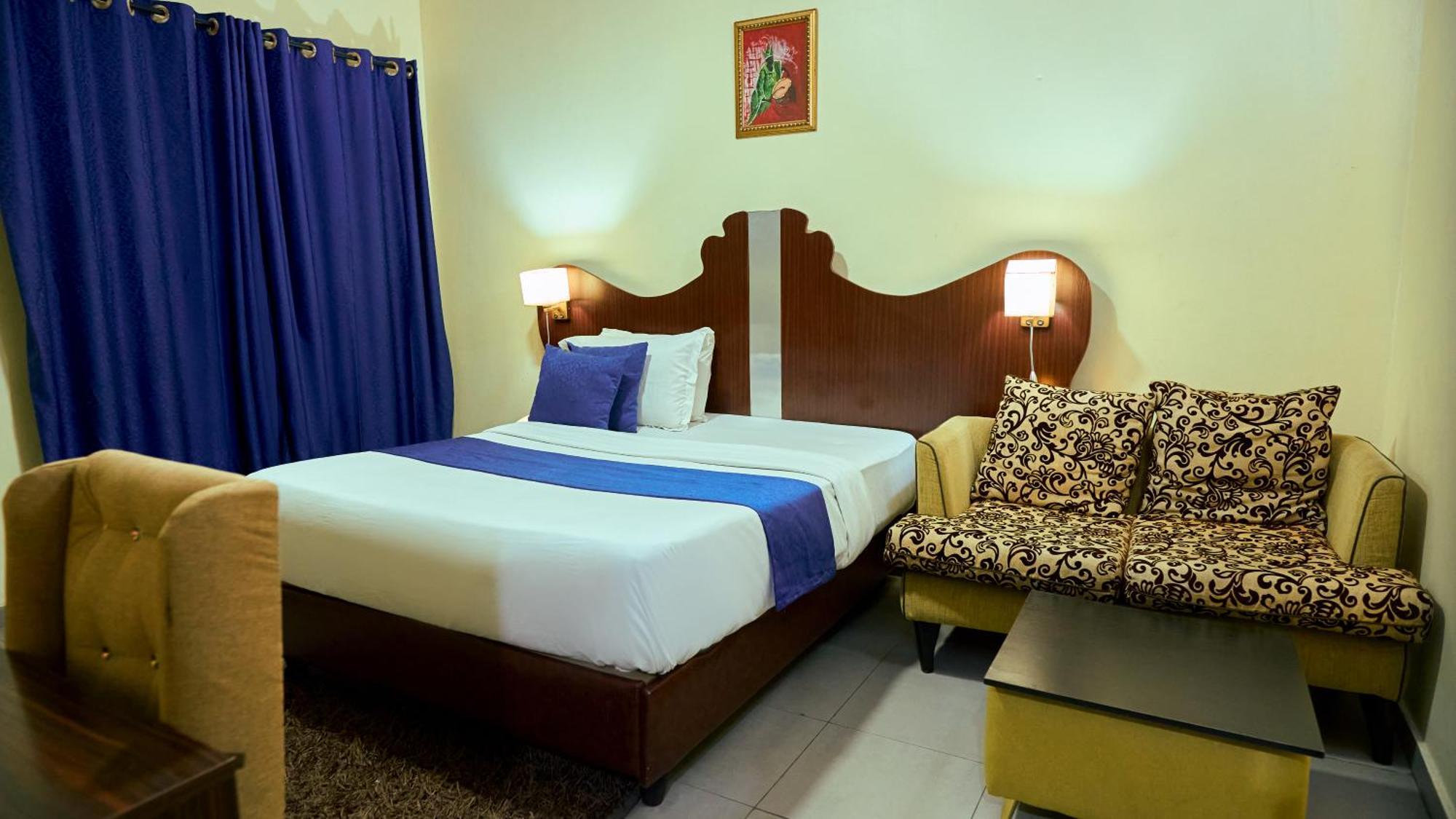 Crownedge Hotels Ikeja Eksteriør bilde
