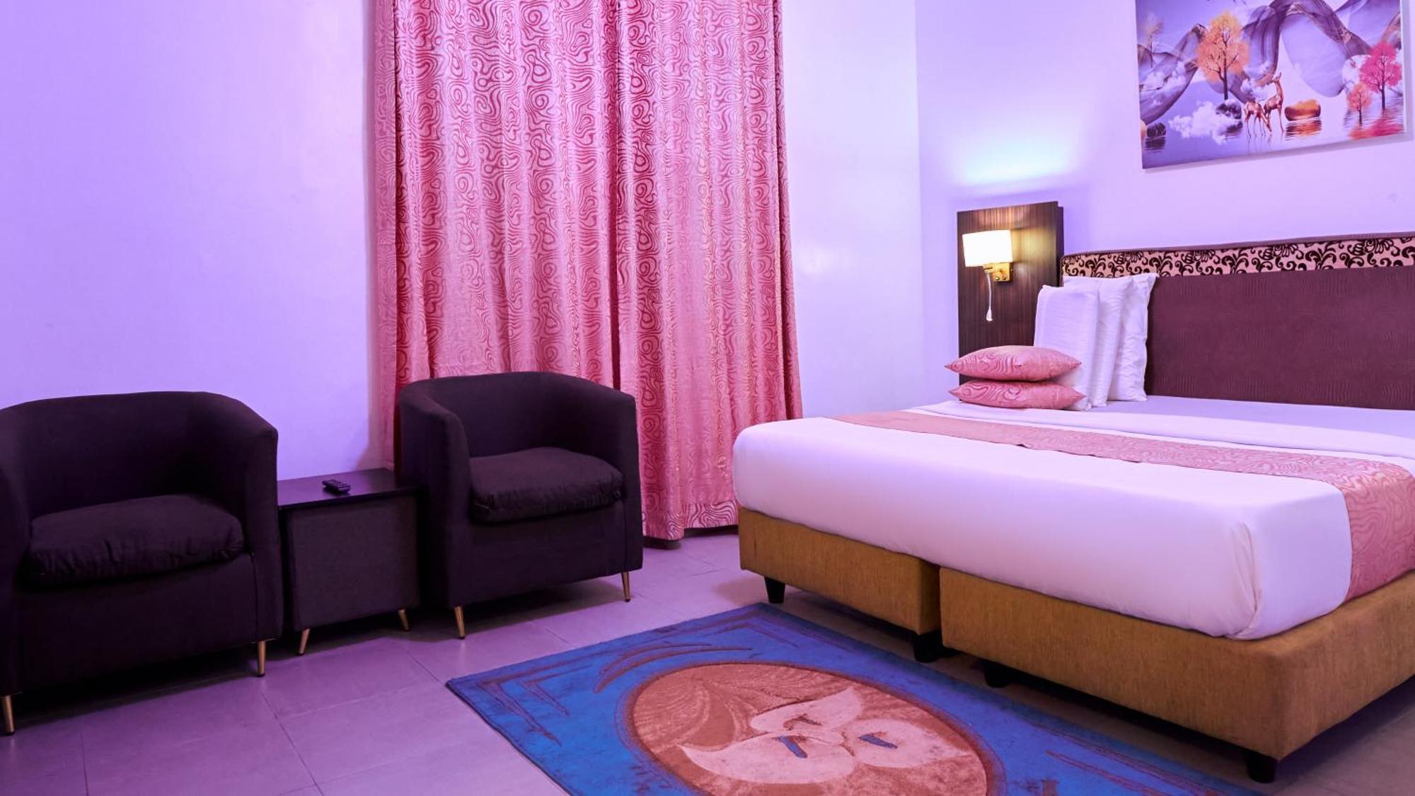 Crownedge Hotels Ikeja Eksteriør bilde