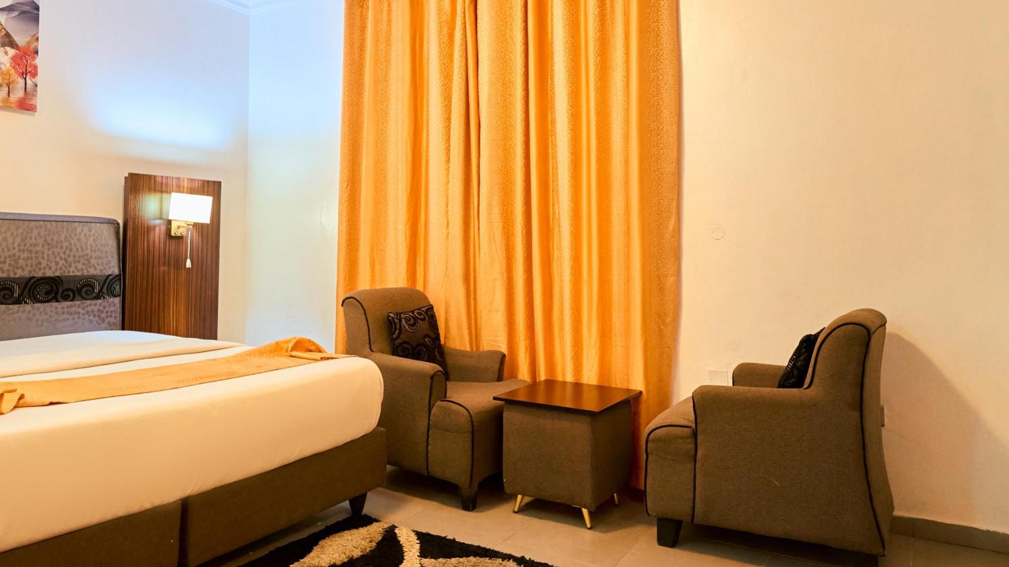 Crownedge Hotels Ikeja Eksteriør bilde