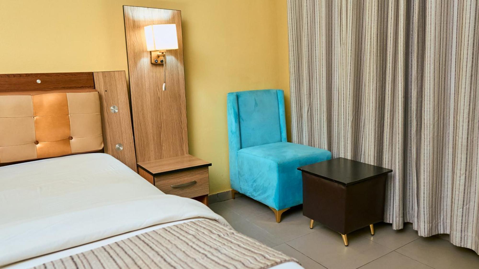Crownedge Hotels Ikeja Eksteriør bilde