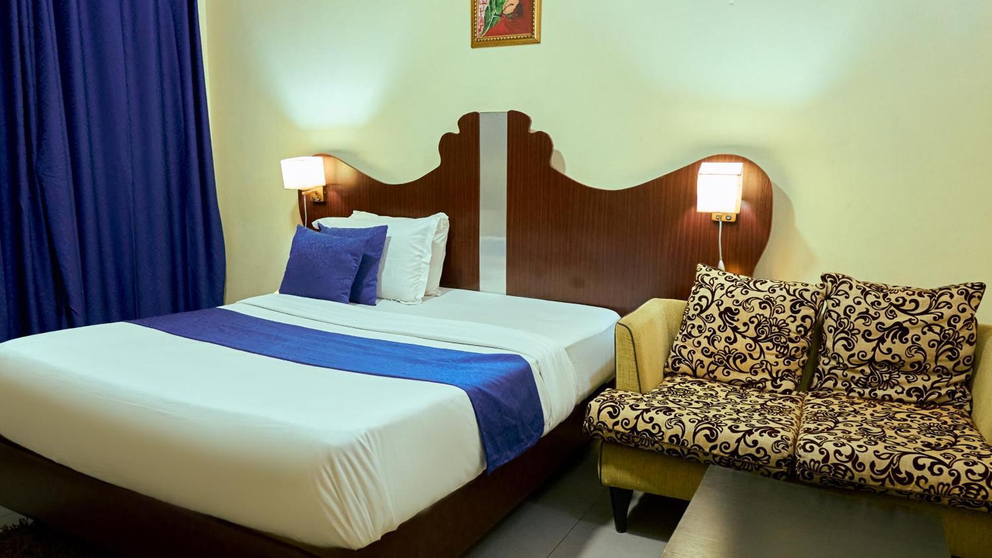 Crownedge Hotels Ikeja Eksteriør bilde