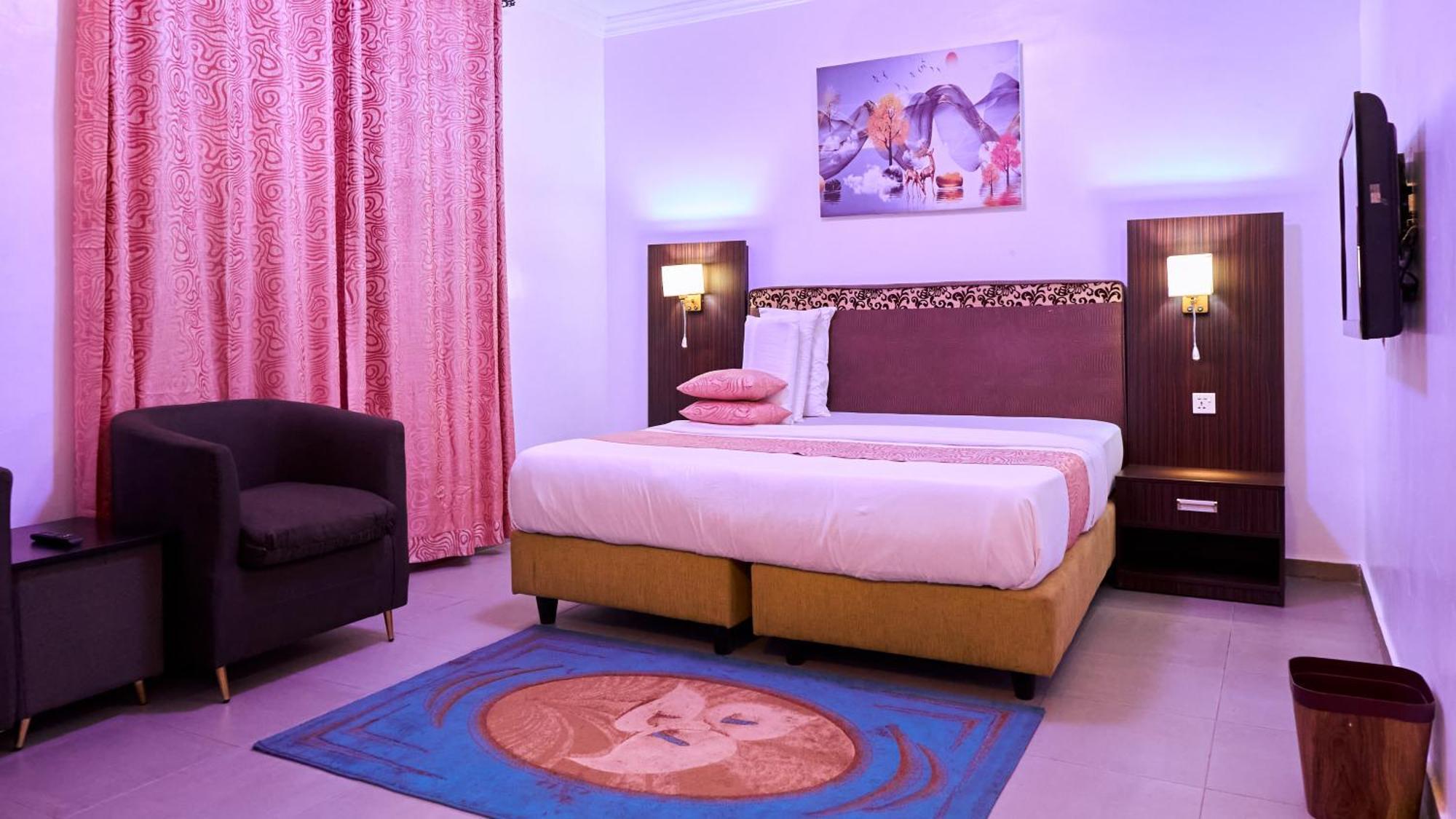 Crownedge Hotels Ikeja Eksteriør bilde