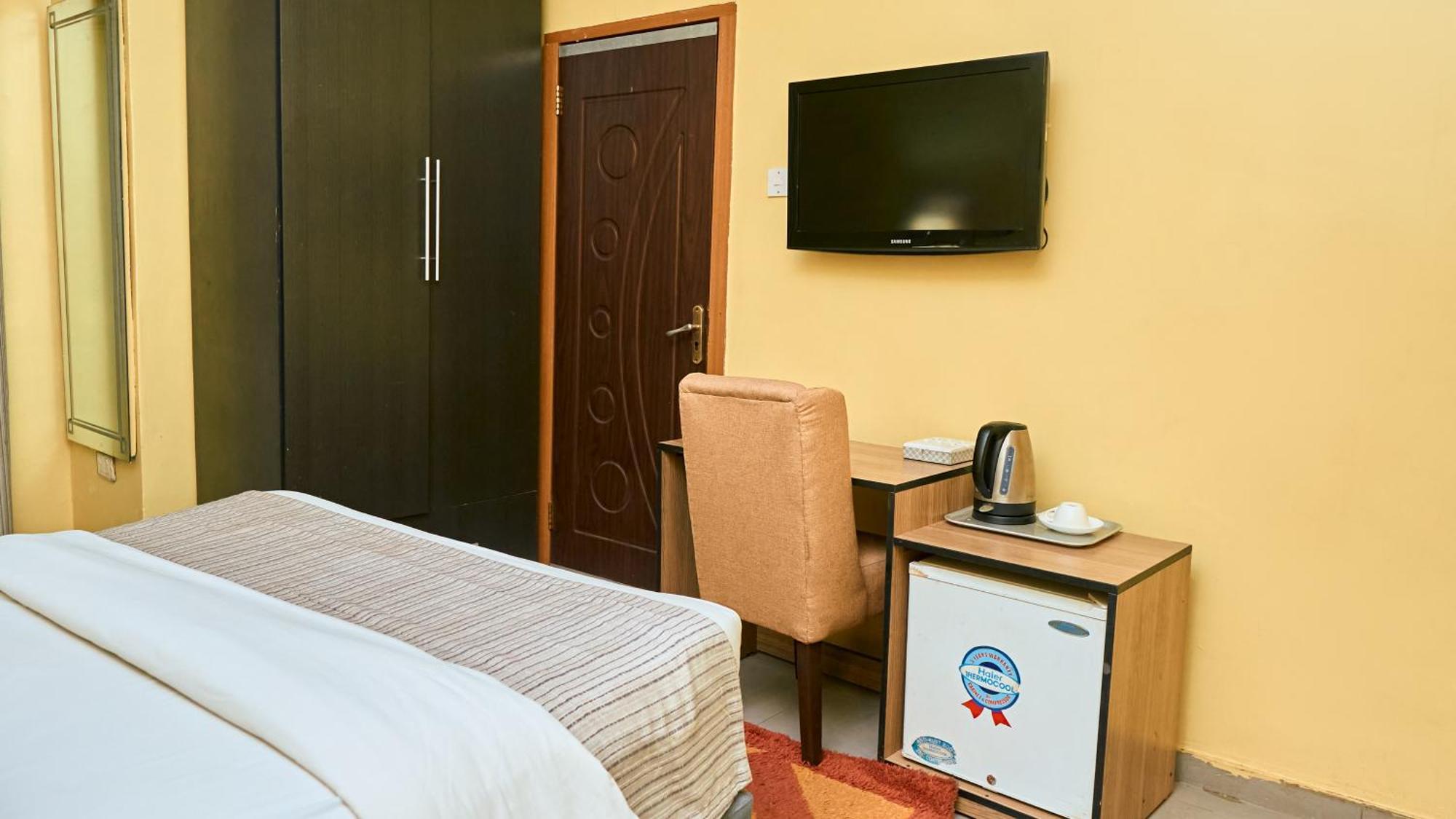 Crownedge Hotels Ikeja Eksteriør bilde