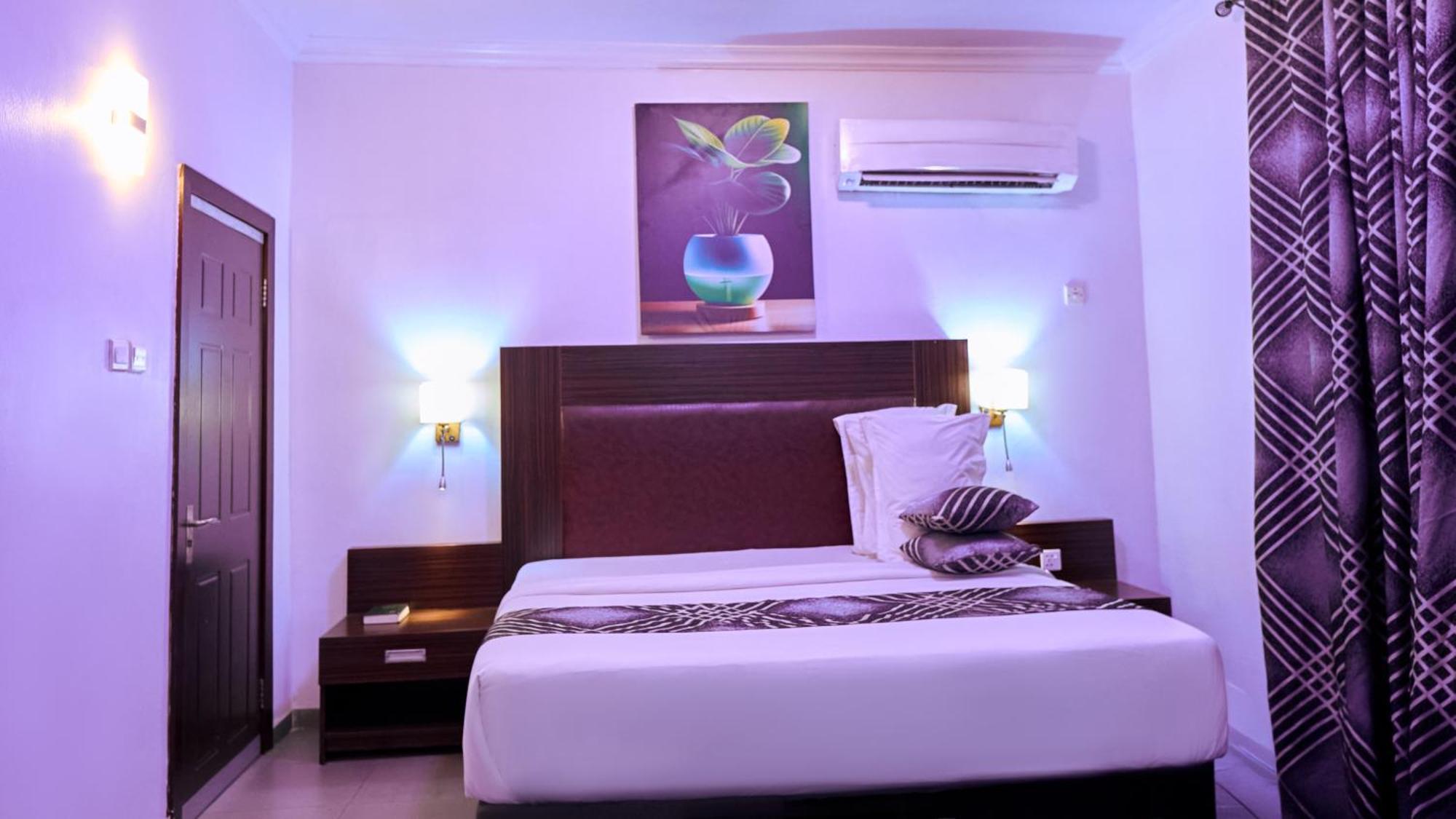 Crownedge Hotels Ikeja Eksteriør bilde